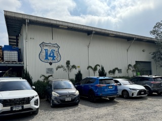 Cerverceria Catorce, in nearby Ciudad Viejo