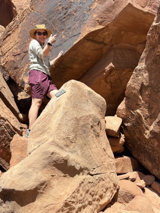 The trail goes that a way